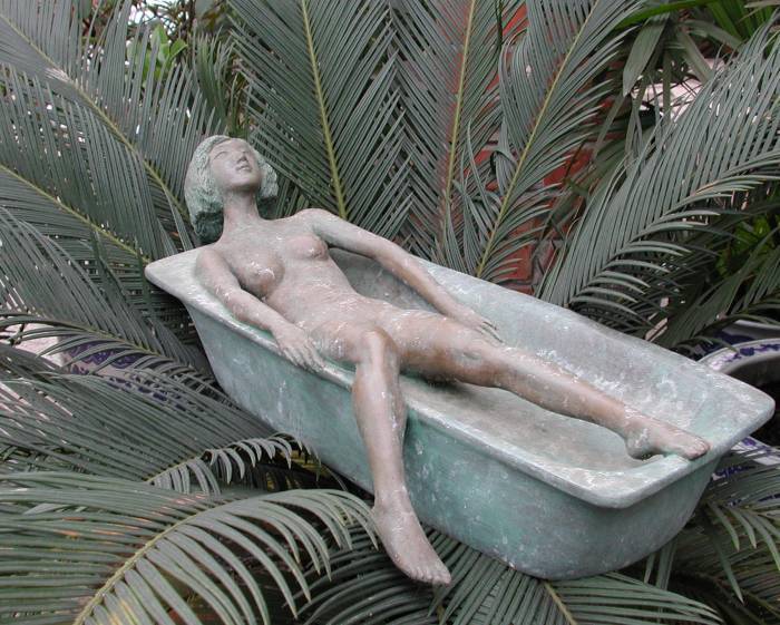 Bathing sculpture - shown here in a different setting!